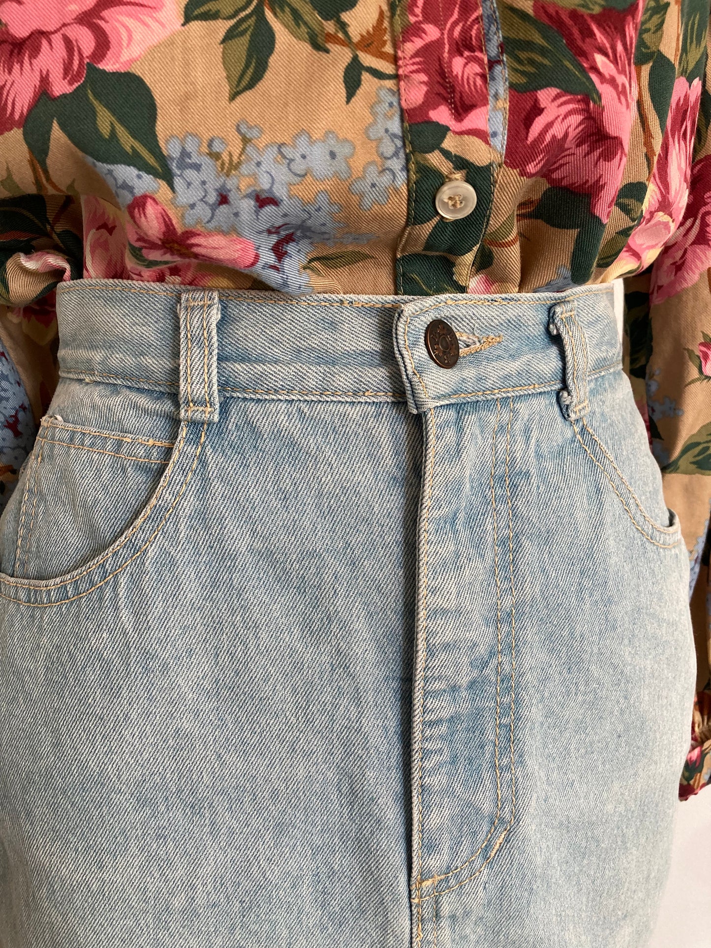 1980s Light Blue Cotton Denim Skirt, 80s High Waist Denim Skirt, Size S