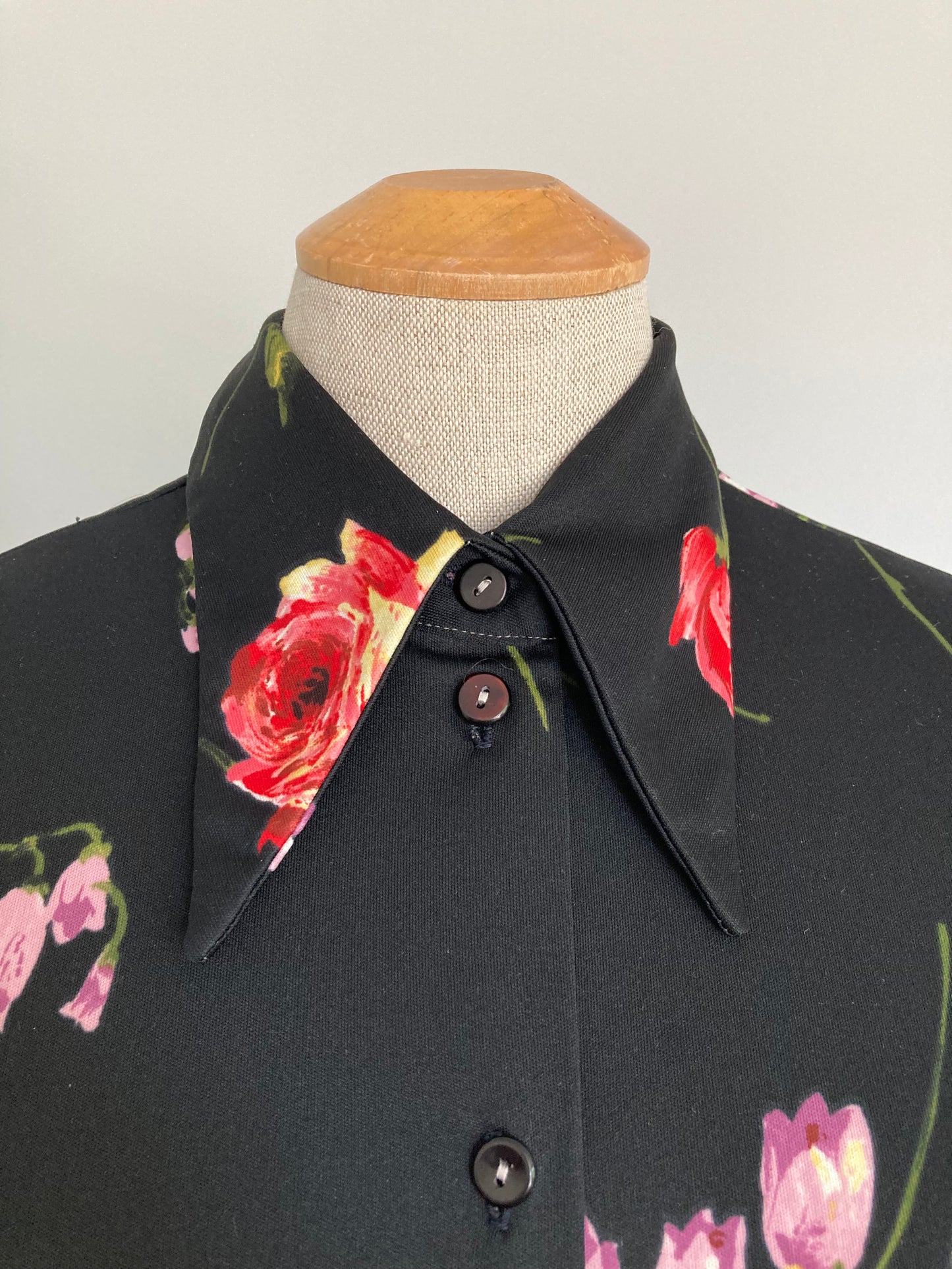 1970s Dagger Collar Black Floral Shirt, Size S