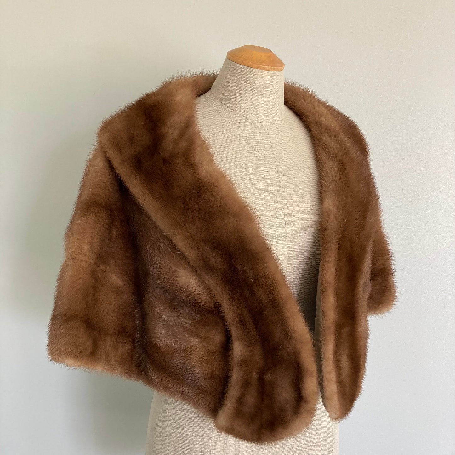 1960s Mink Stole with Pocket Detailing, Midcentury Fur Stole