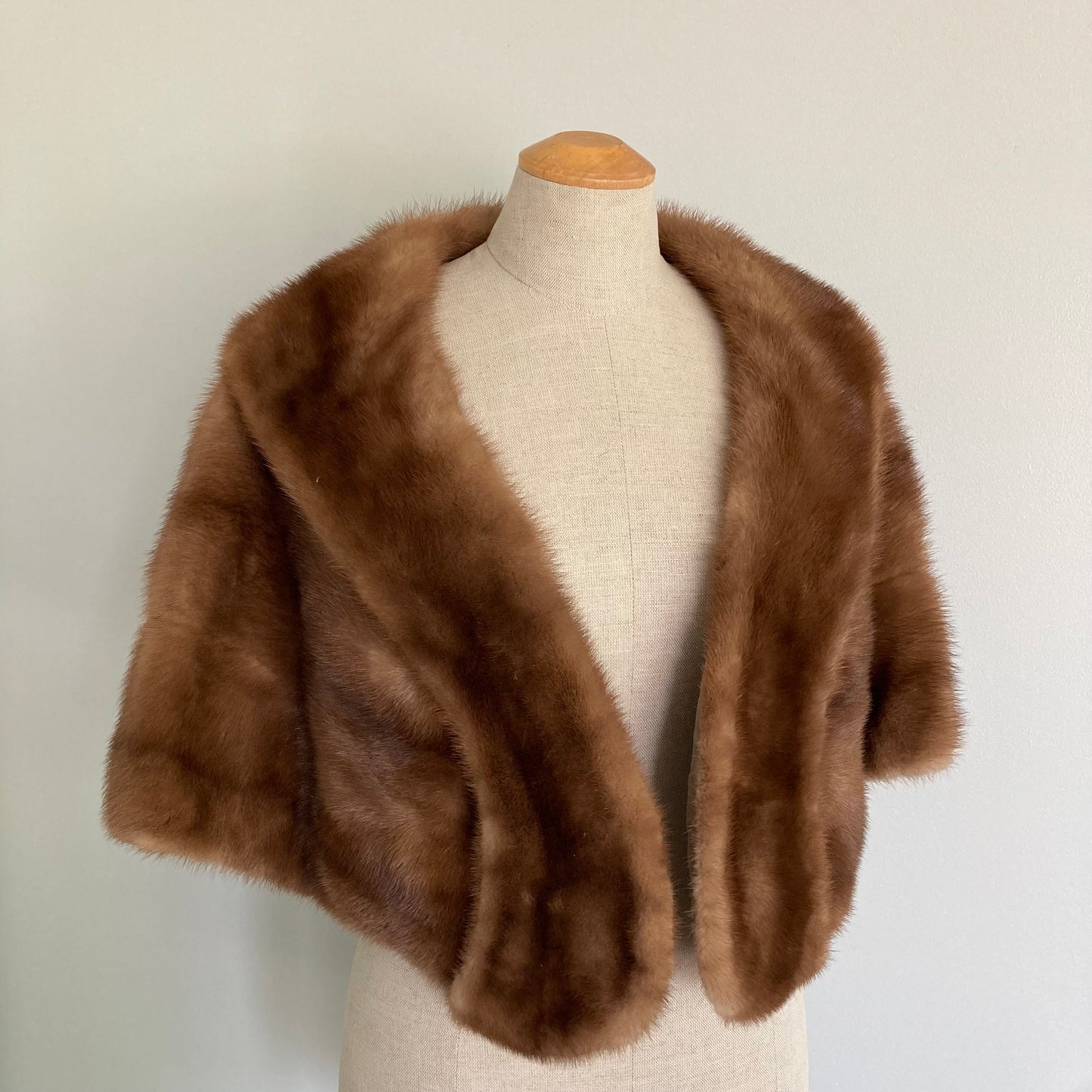 1960s Mink Stole with Pocket Detailing, Midcentury Fur Stole