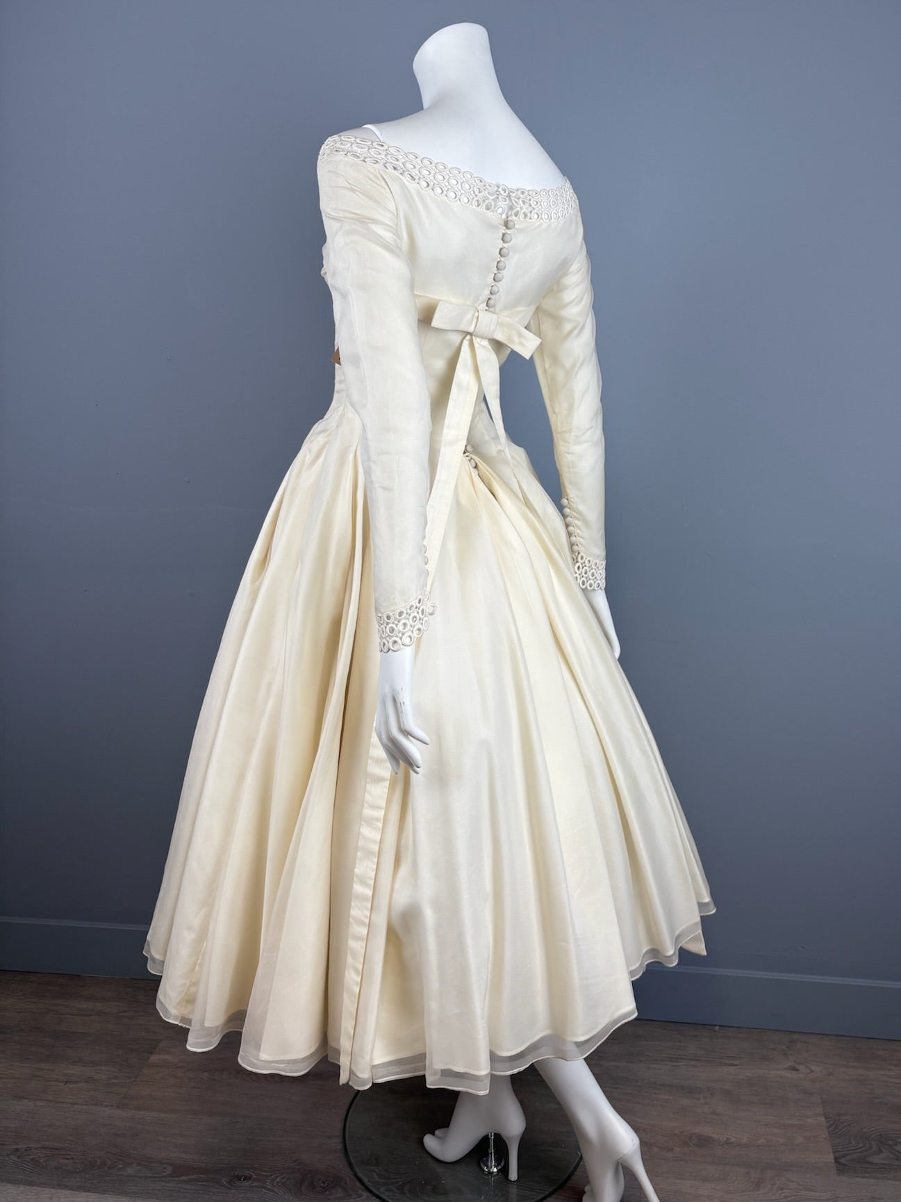 ON HOLD FOR JESS “Helen” 1958 Tea-Length Wedding Dress