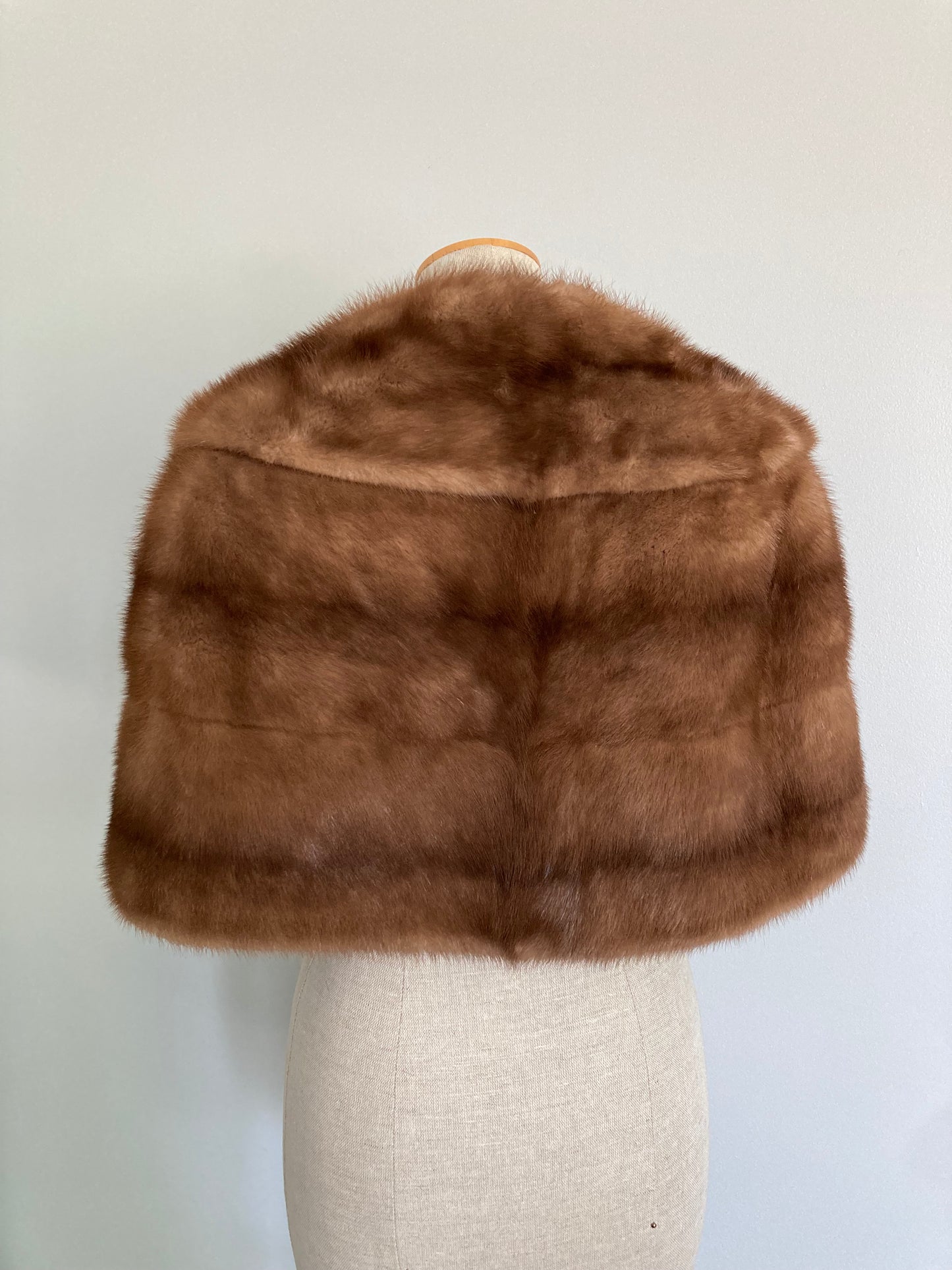 1960s Mink Stole with Pocket Detailing, Midcentury Fur Stole