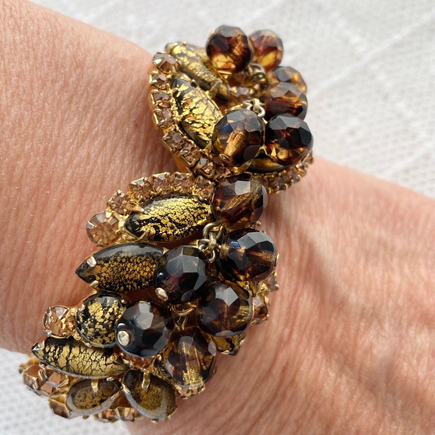 Gorgeous 1960s Juliana DeLizza and Elster Clamper Bracelet, Vintage Rhinestone Clamper Bracelet