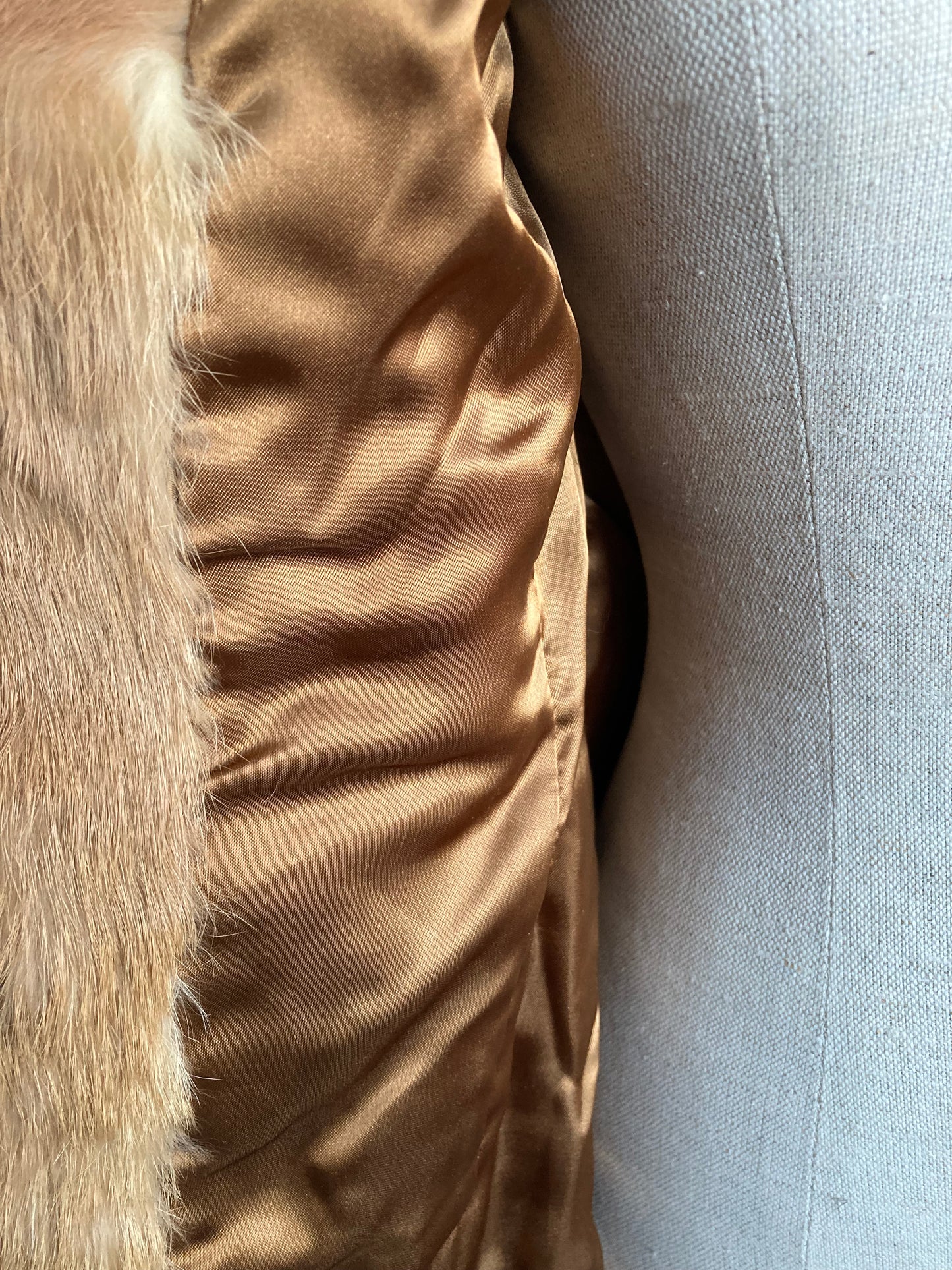 1970s Ladies Rabbit Fur Jacket, Size XS/S