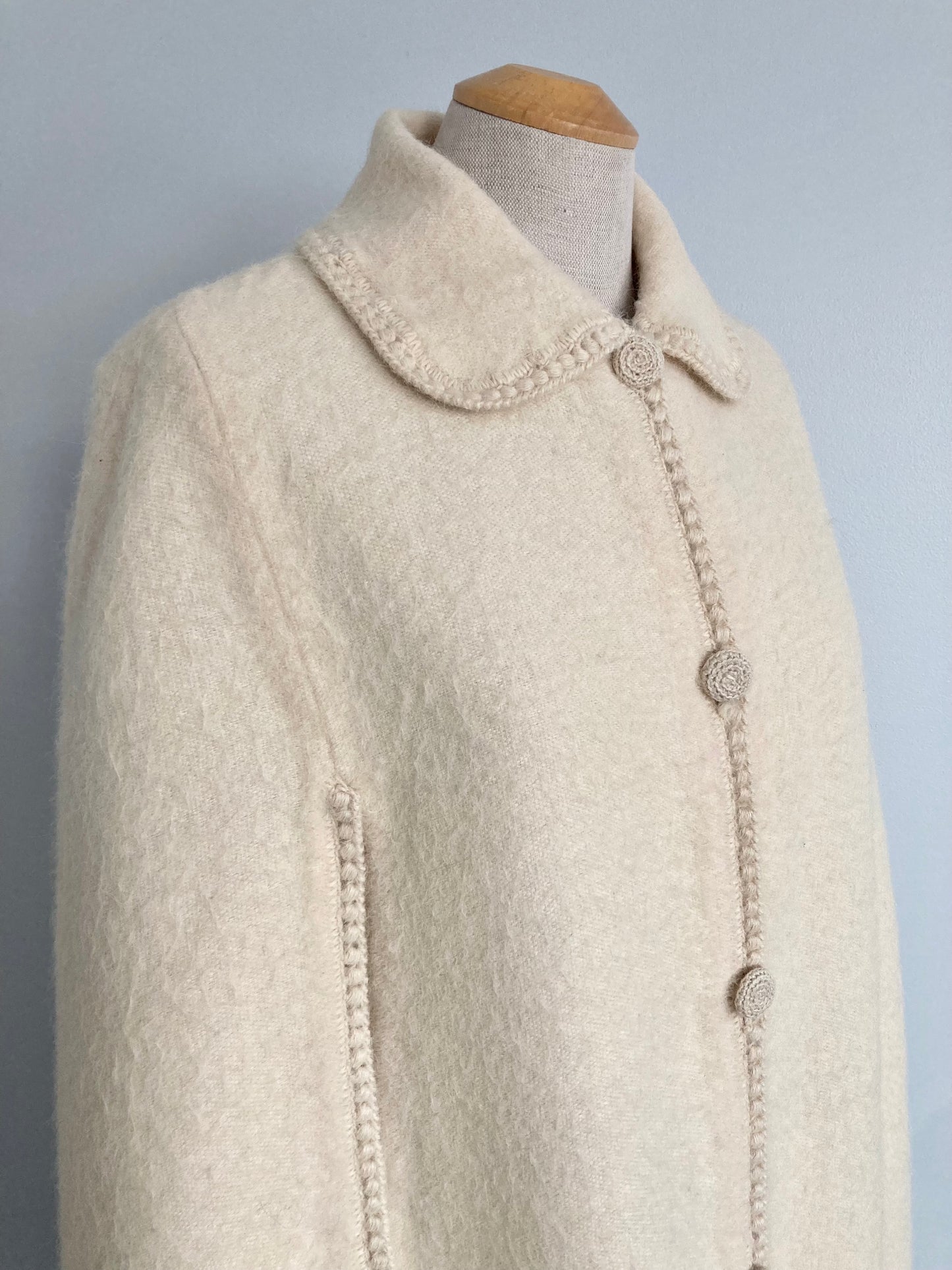 Vintage Cream Coloured Alpaca Cape
