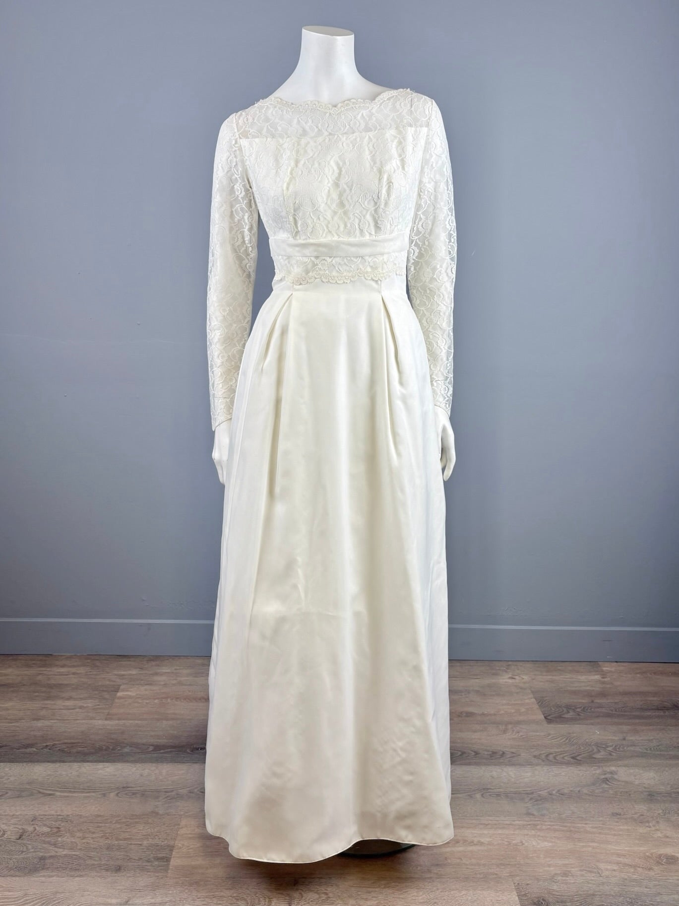 "Sweet Marie" 1960s Wedding dress