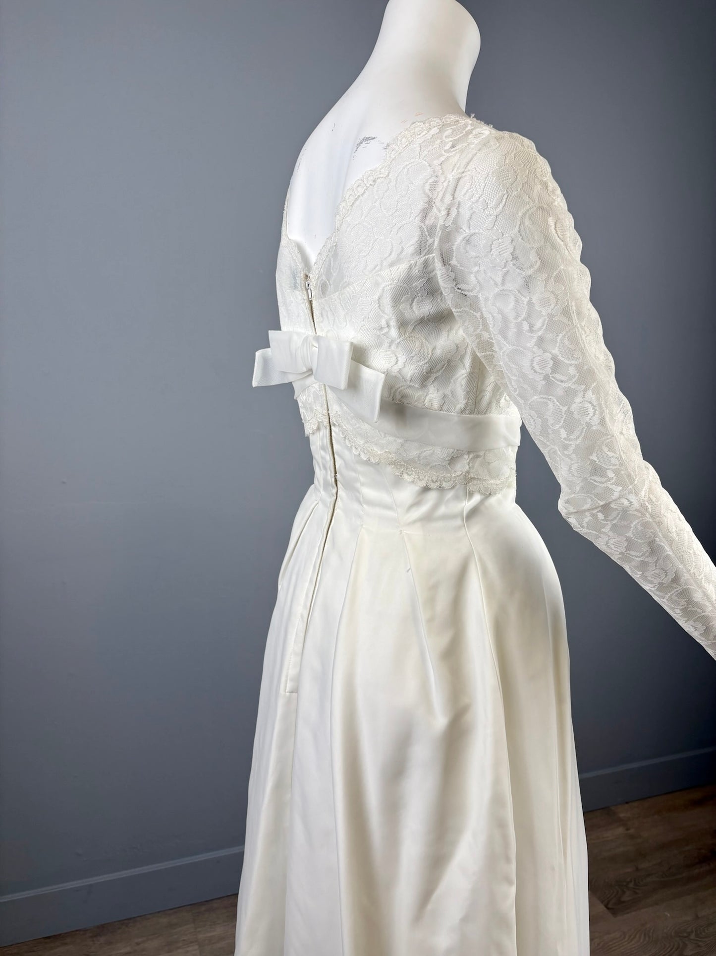 "Sweet Marie" 1960s Wedding dress