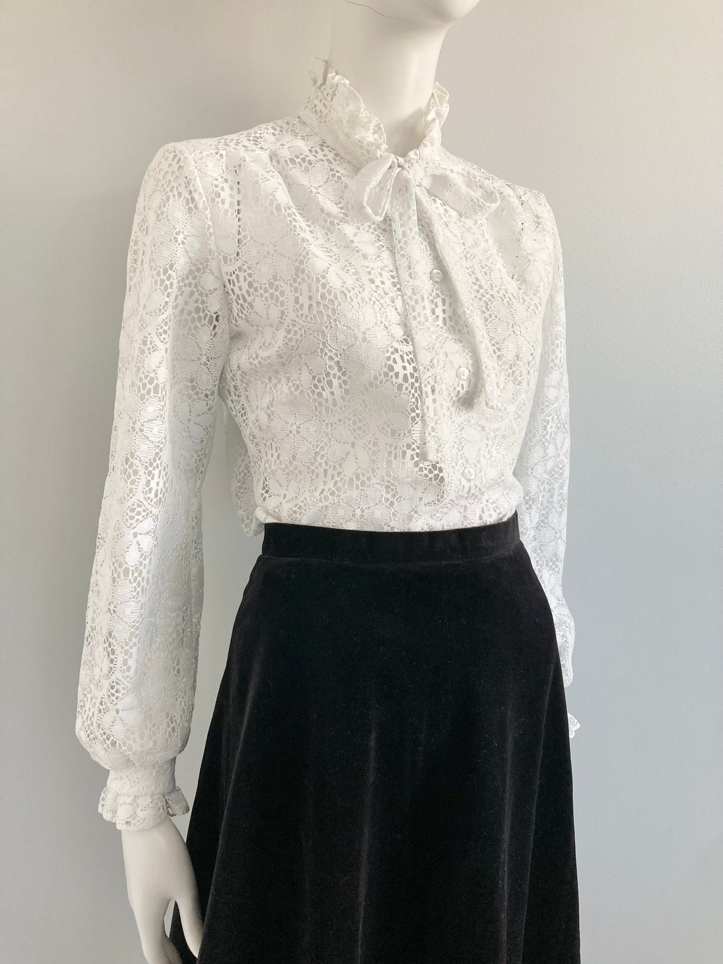 70s Lace Secretary's Blouse, Lace High Neck Blouse with Bow, Size S/M