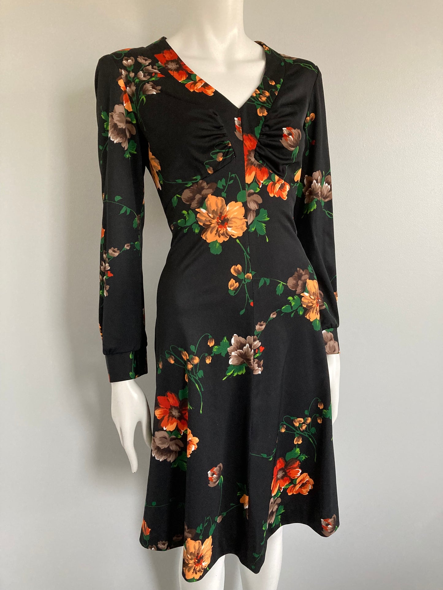 1970s Mod Floral A Line Dress With Empire Waist, Size S/M