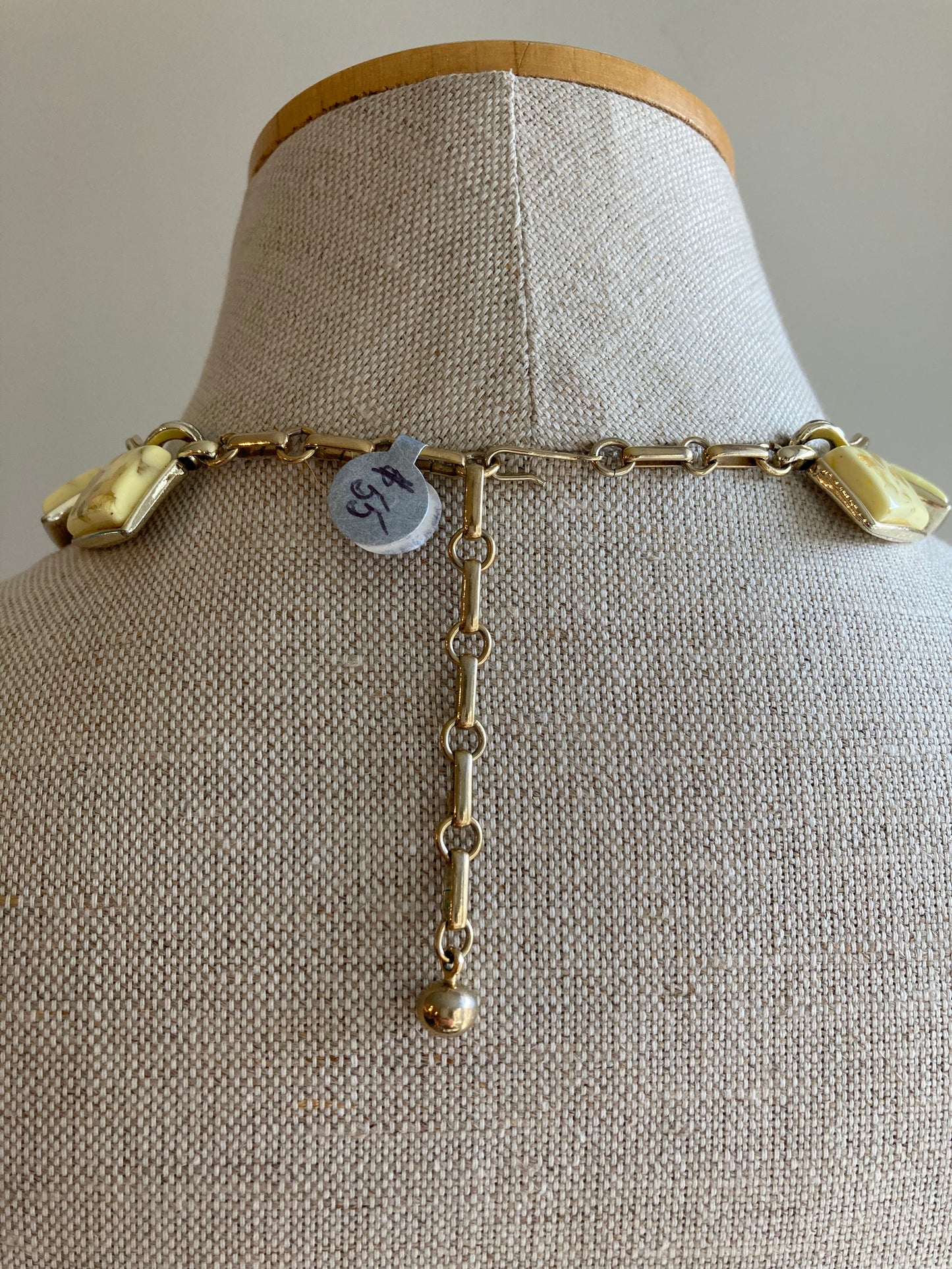 Midcentury Confetti Lucite Thermoset Choker Necklace