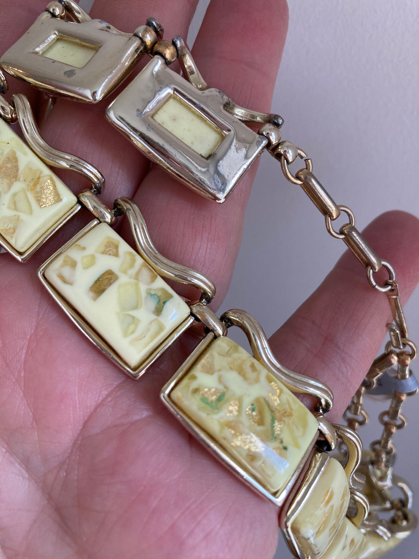 Midcentury Confetti Lucite Thermoset Choker Necklace