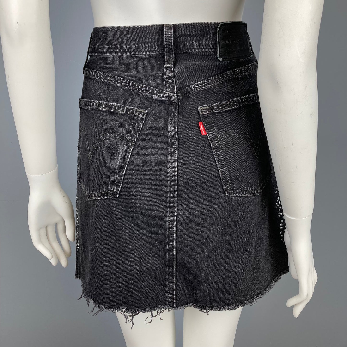 Levi's Denim Skirt Size: 26