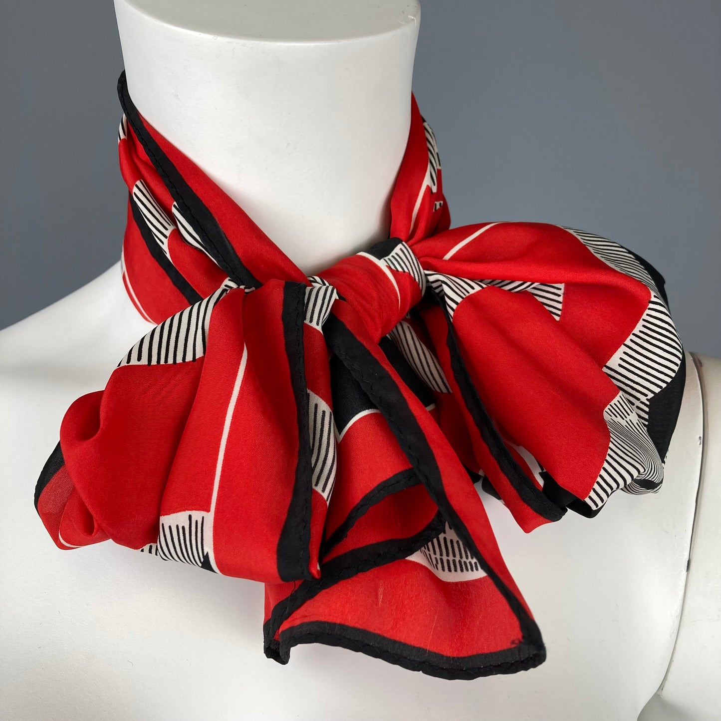 Vera Patterned Scarf