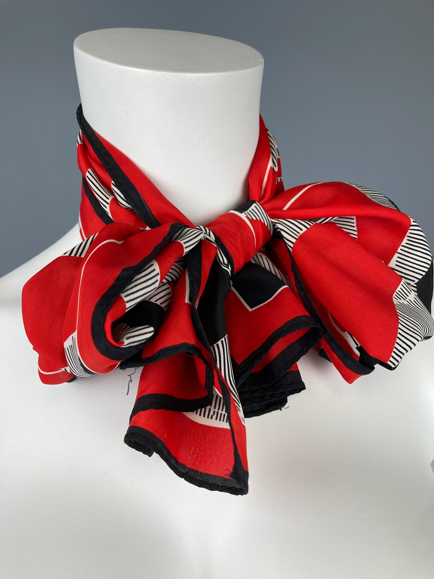 Vera Patterned Scarf