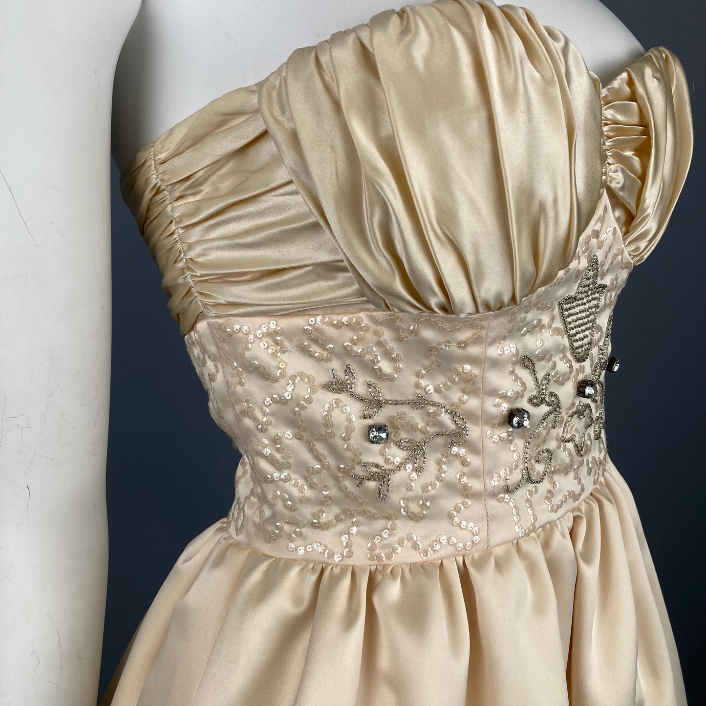 Betsey Johnson Prom/ Evening Dress Size: 2