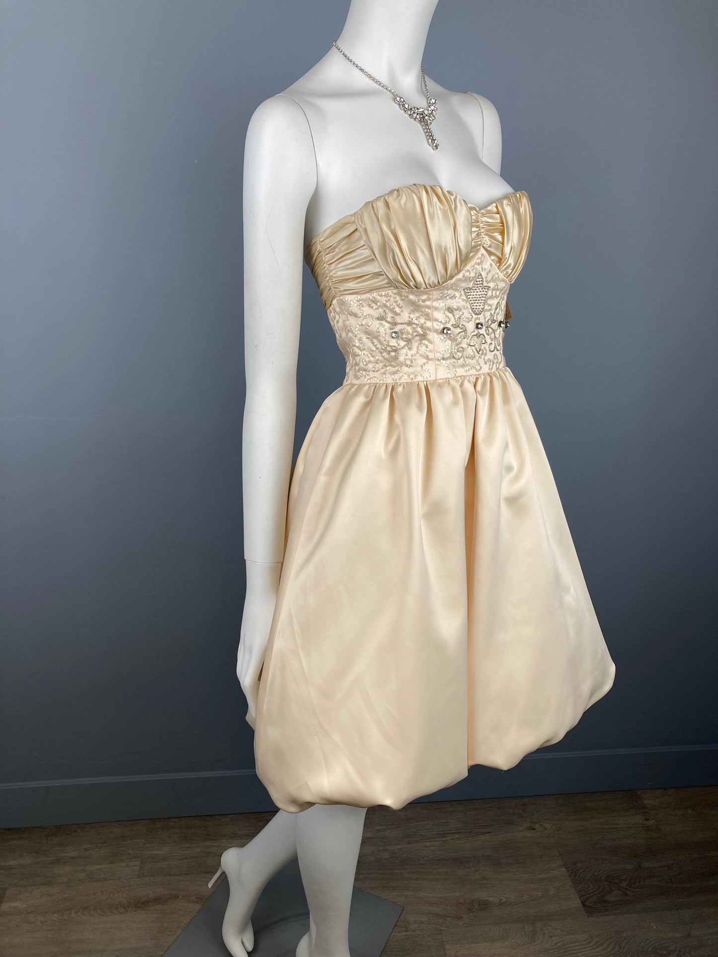 Betsey Johnson Prom/ Evening Dress Size: 2
