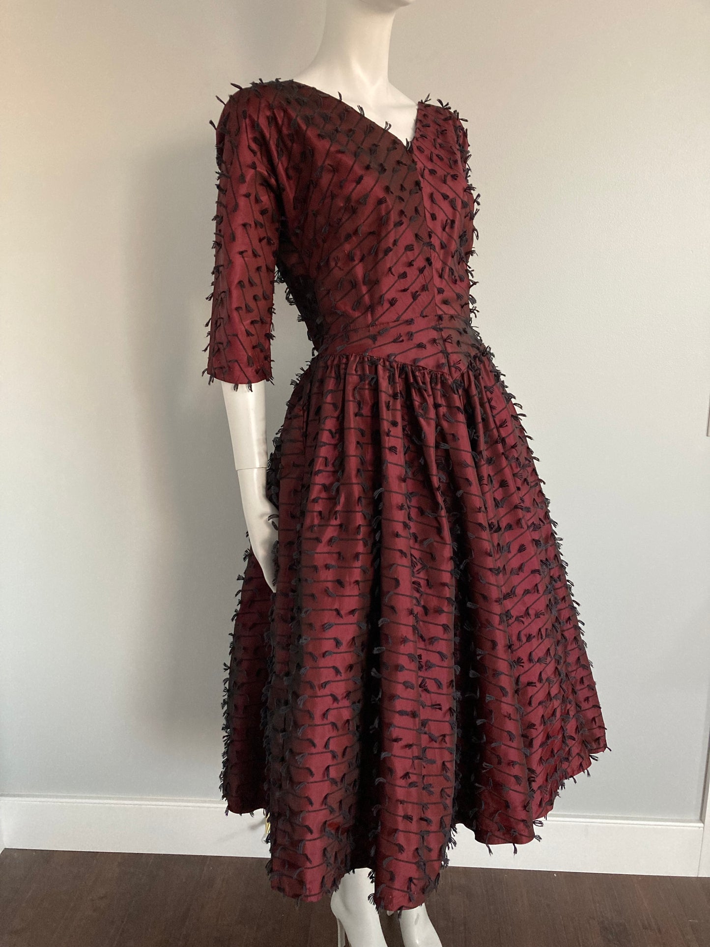 1950s Burgundy Taffeta Party Dress with Tassel Details, Size M