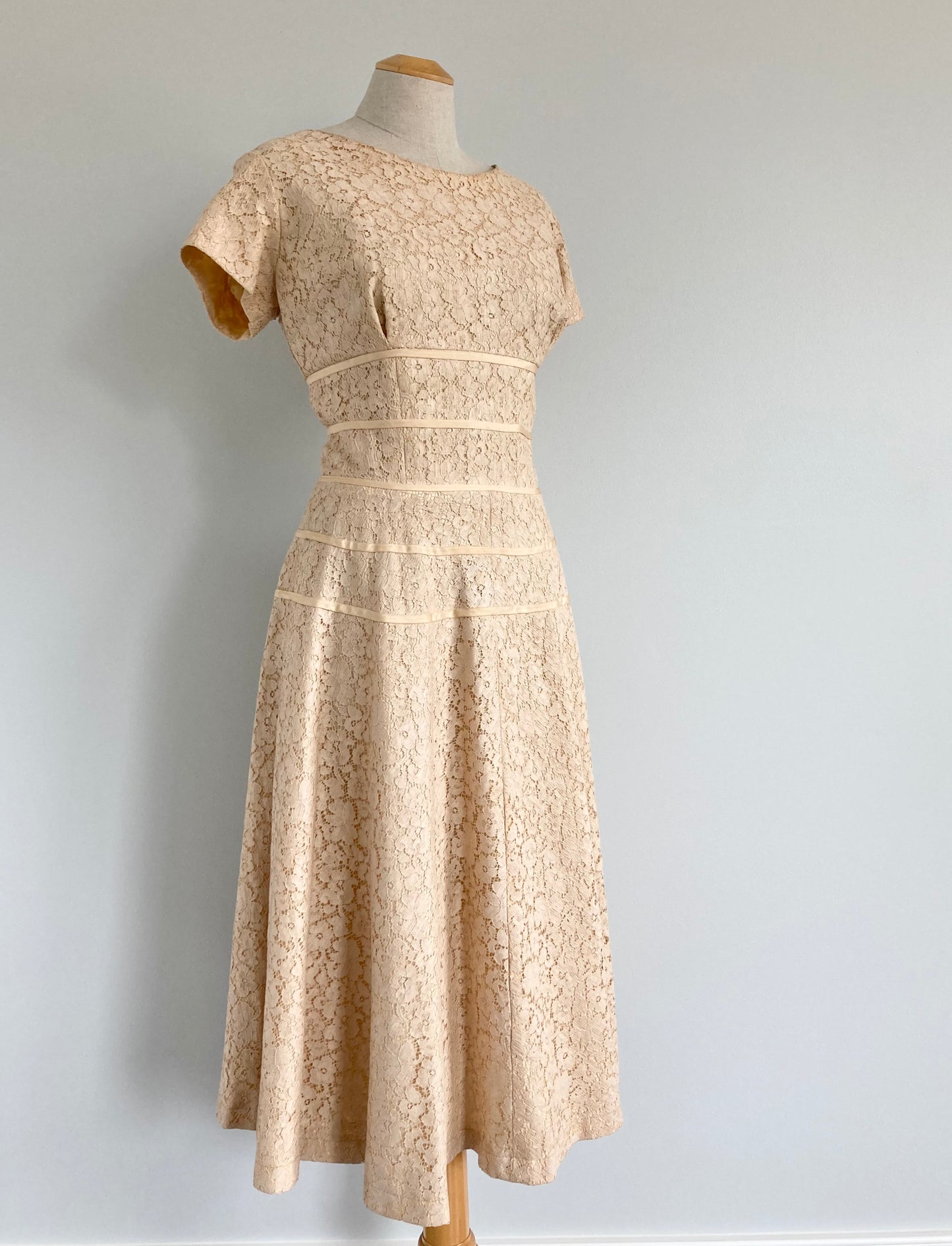 1950s Lace Fit & Flare Dress