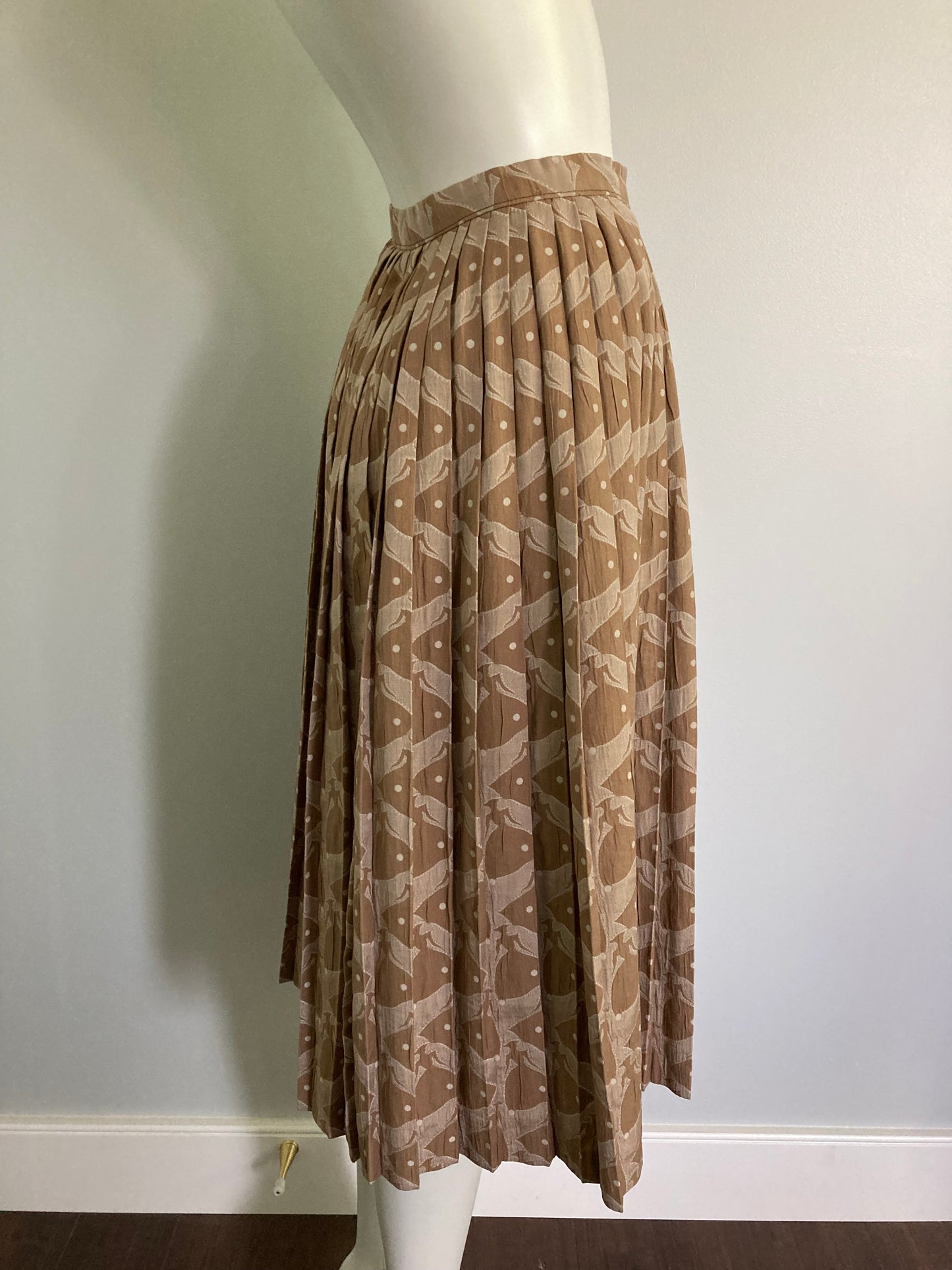 1970s Novelty Print Pleated A-line Skirt, Size S