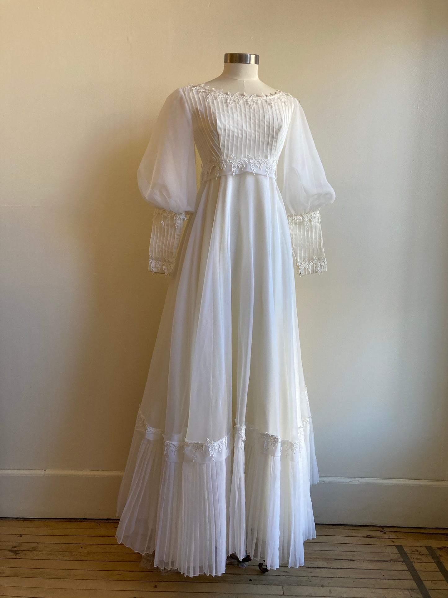 "Wisteria" ‘70s Boho Wedding Dress, Size S