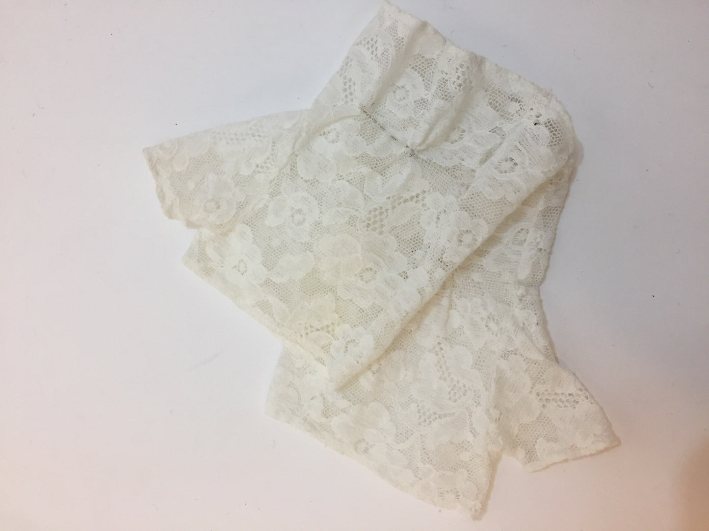 “Adeline” 1940s Wedding Dress, Size Small - Antiquaire Boutique 
